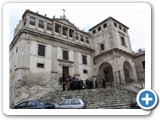 davanti il Monastero Benedettino